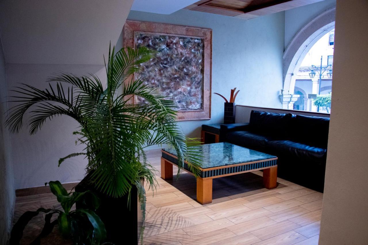 Hotel Qualitel Centro Historico Морелия Экстерьер фото